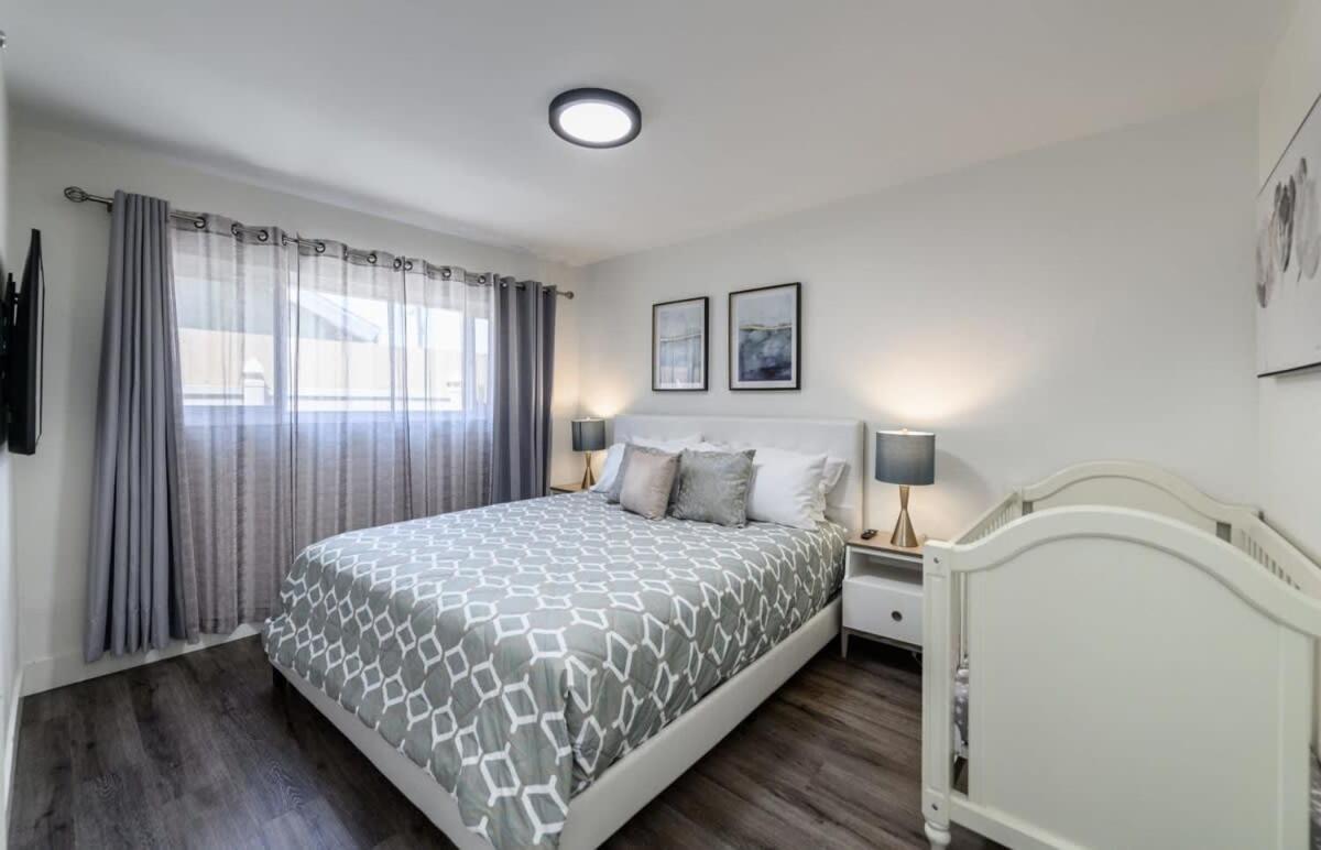 Spacious Disneyland 5 Bedroom 4 Bath House With Game Room Anaheim Exterior foto